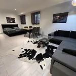 شقة Piskovna Assen اوسترافا